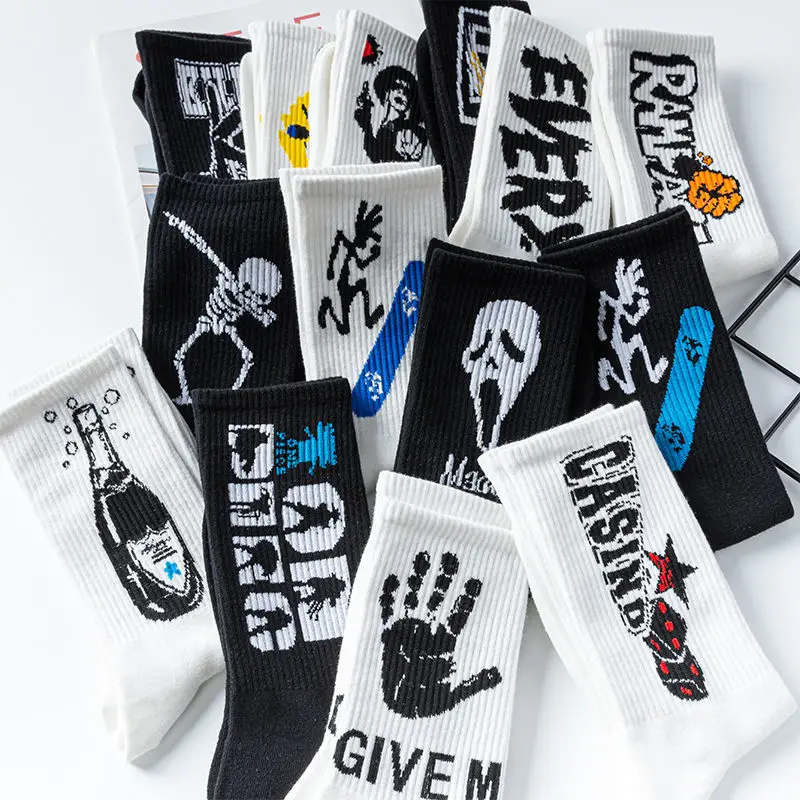 5 Pairs Men Socks pack Korea Basketball Socks Kawaii Graffiti Hiphop Female Sports Socks High Quality Harajuku Cool Funny Socks
5 Pairs Men Socks pack Korea Basketball Socks Kawaii Graffiti Hiphop Female Sports Socks High Quality Harajuku Cool Funny Socks