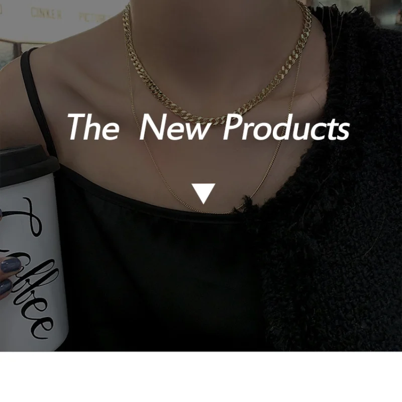 2021 European and American fashion trend double-layer clavicle chain ladies party summer titanium steel necklace
2021 European and American fashion trend double-layer clavicle chain ladies party summer titanium steel necklace