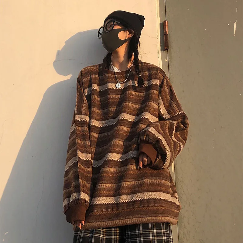Fashion Women'S Green And Black Striped Sweater Streetwear O Neck Long Loose Oversize Knitted Top Sweater Woman 2021 Autumn
Fashion Women'S Green And Black Striped Sweater Streetwear O Neck Long Loose Oversize Knitted Top Sweater Woman 2021 Autumn