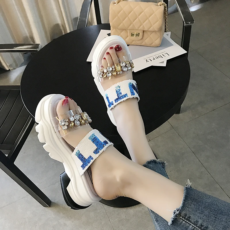 New Summer Sandals Fashion Crystal Flat Heels Shoes Slingback Ladies Platform Shoes Woman Rhinestoe Beach Slides 2020
New Summer Sandals Fashion Crystal Flat Heels Shoes Slingback Ladies Platform Shoes Woman Rhinestoe Beach Slides 2020