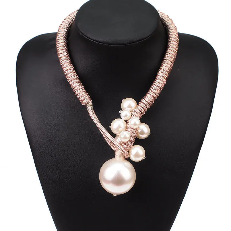 The new European and American fashion exaggerated female temperament joker long imitation pearl pendant necklace
The new European and American fashion exaggerated female temperament joker long imitation pearl pendant necklace