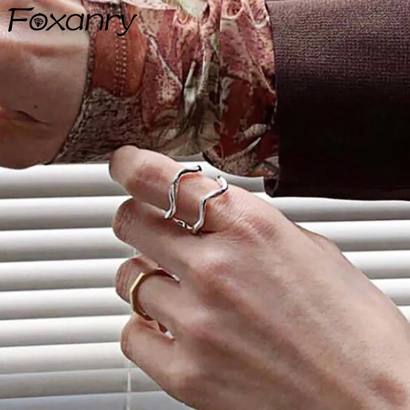 Foxanry 925 Sterling Silver Rings for Women France Fashion Creative Wavy Hollow Geometric Birthday Party Finger Jewelry Gifts
Foxanry 925 Sterling Silver Rings for Women France Fashion Creative Wavy Hollow Geometric Birthday Party Finger Jewelry Gifts