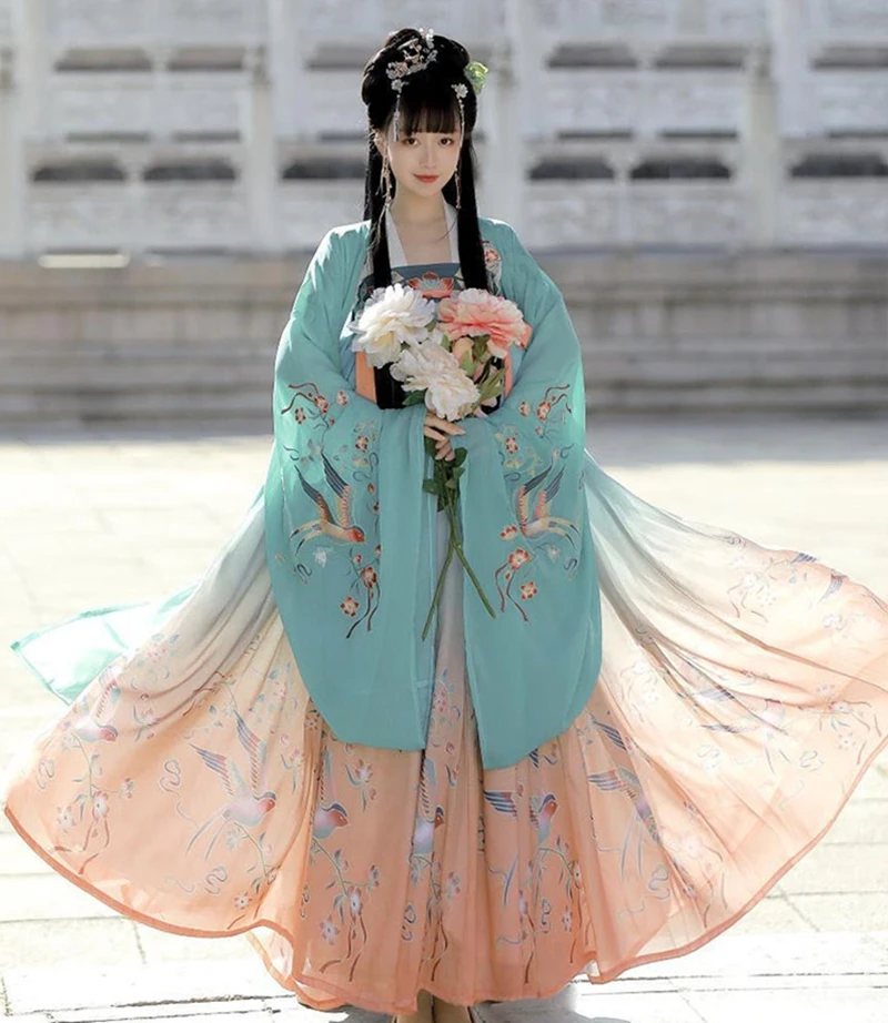 Женское китайское платье hanfu для косплея, костюм Тан, традиционное платье Hanfu
Женское китайское платье hanfu для косплея, костюм Тан, традиционное платье Hanfu