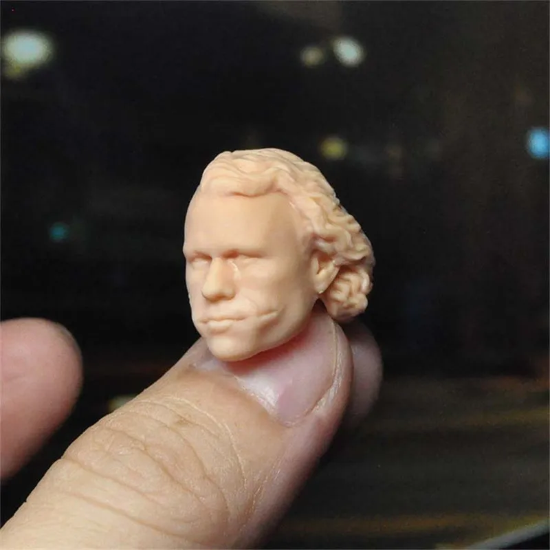 1/12 масштаб Heath Ledger Joker Неокрашенная голова 2,0 модели для 6-дюймовых экшн-фигурок модели игрушки
1/12 масштаб Heath Ledger Joker Неокрашенная голова 2,0 модели для 6-дюймовых экшн-фигурок модели игрушки