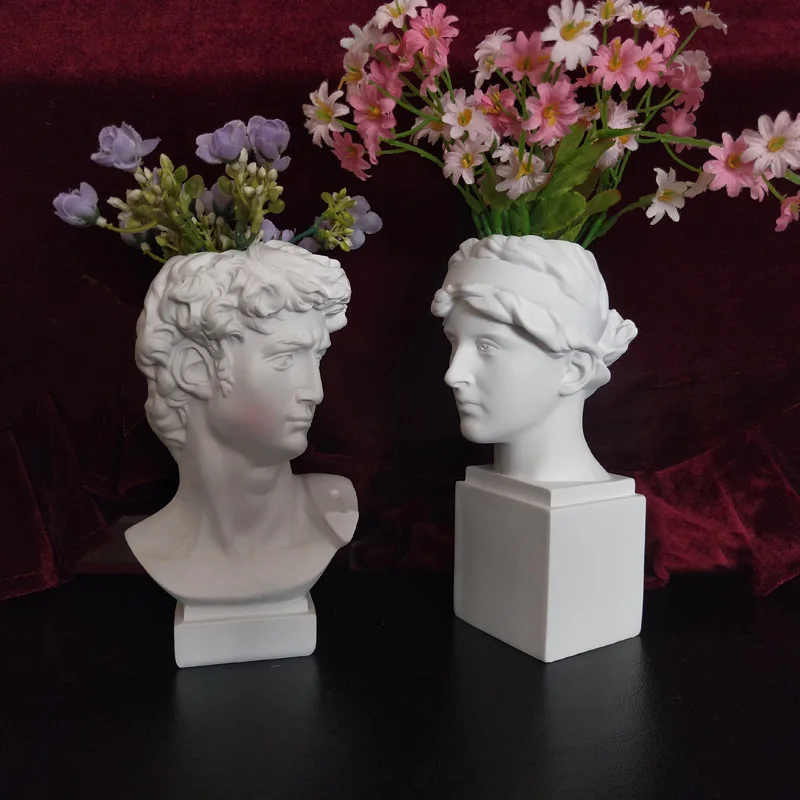 Pen Holder Resin Flower Pot Vase Statue Apollo Makeup Brush Storage Box European Home Decoration Sculpture Model Sketch
Pen Holder Resin Flower Pot Vase Statue Apollo Makeup Brush Storage Box European Home Decoration Sculpture Model Sketch