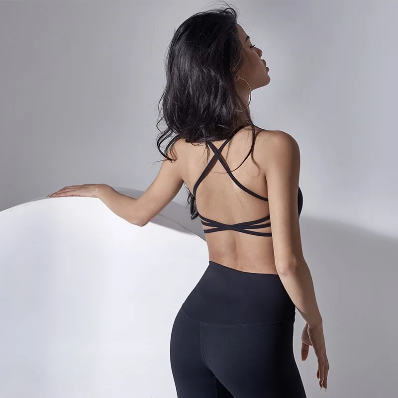 Sexy Fitness Yoga Bra Lady Solid color Sports Top Sport Bra New Sports Wear for Women Gym Backless Cross back Sports Bra
Sexy Fitness Yoga Bra Lady Solid color Sports Top Sport Bra New Sports Wear for Women Gym Backless Cross back Sports Bra