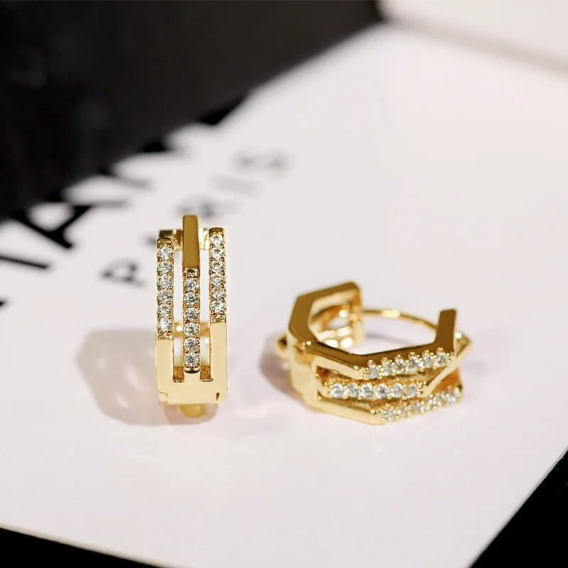 PANJBJ Geometry Diamond Earrings For Women Temperament Trendy Ins Party Jewelry Birthday Gifts 2021 New
PANJBJ Geometry Diamond Earrings For Women Temperament Trendy Ins Party Jewelry Birthday Gifts 2021 New