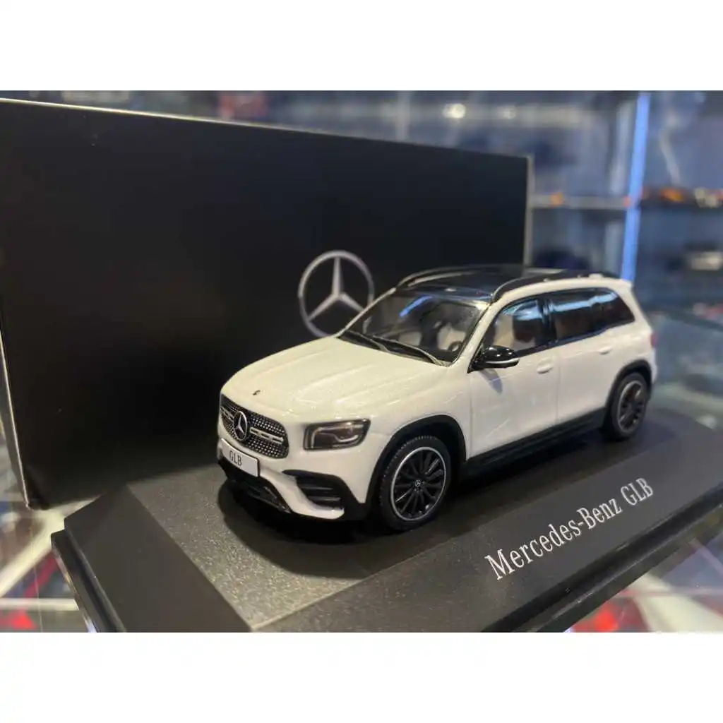Литая Игрушечная модель автомобиля Benz GLB 1:43 из сплава, материал для коллекции, украшение, игрушечный автомобиль с тяговым эффектом, подарок ...
Литая Игрушечная модель автомобиля Benz GLB 1:43 из сплава, материал для коллекции, украшение, игрушечный автомобиль с тяговым эффектом, подарок ...