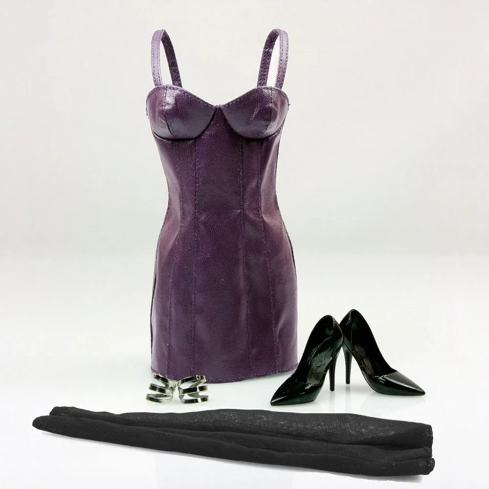 Женская одежда в масштабе 1/6, серия Haute Couture, женская сексуальная кожаная юбка-слинг, комплект с обувью для экшн-фигурки 12 дюймов
Женская одежда в масштабе 1/6, серия Haute Couture, женская сексуальная кожаная юбка-слинг, комплект с обувью для экшн-фигурки 12 дюймов