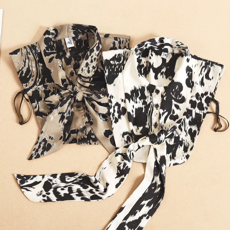 Галстук-бабочка спереди, имитация воротника для женщин, рубашка, съемные воротники, ложный воротник, винтажная блузка с принтом, наполовину ...
Галстук-бабочка спереди, имитация воротника для женщин, рубашка, съемные воротники, ложный воротник, винтажная блузка с принтом, наполовину ...