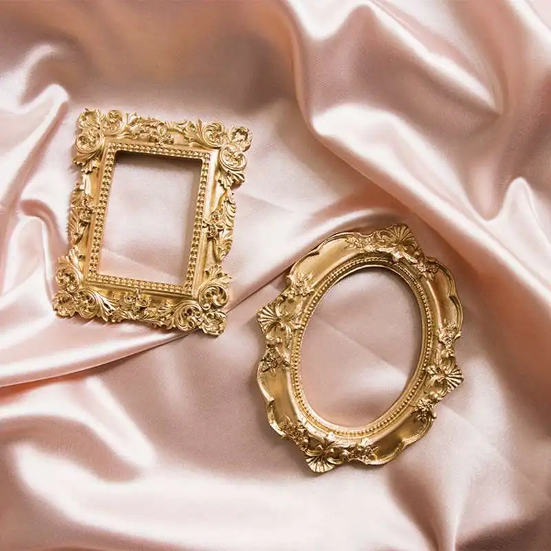 Ins Golden Retro Small Photo Frame Decoration Photo Props Frame Ornaments Props Small Photoes Frames Ornaments Decoration Supply
Ins Golden Retro Small Photo Frame Decoration Photo Props Frame Ornaments Props Small Photoes Frames Ornaments Decoration Supply