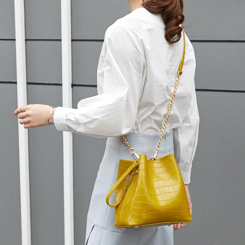 LIKETHIS hand bag luxury design women handbag combine two into one Pu Leather stone Chain Shoulder Crossbody Bags 2021 torebka 
LIKETHIS hand bag luxury design women handbag combine two into one Pu Leather stone Chain Shoulder Crossbody Bags 2021 torebka