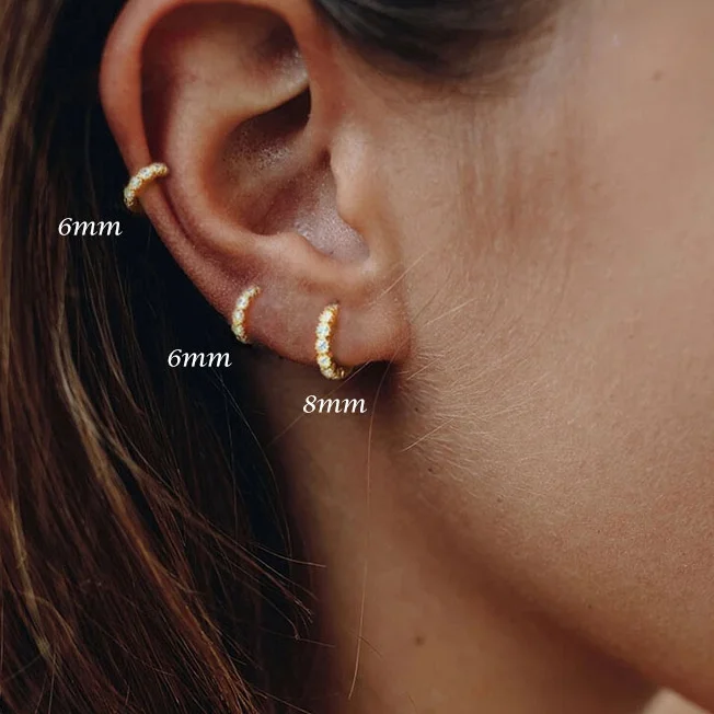 Simple Lovely Girl's Huggies Small Hoop Earrings Round Circle Zircon Crystal Earrings for Women Sterling Silver Jewelry Luxury
Simple Lovely Girl's Huggies Small Hoop Earrings Round Circle Zircon Crystal Earrings for Women Sterling Silver Jewelry Luxury