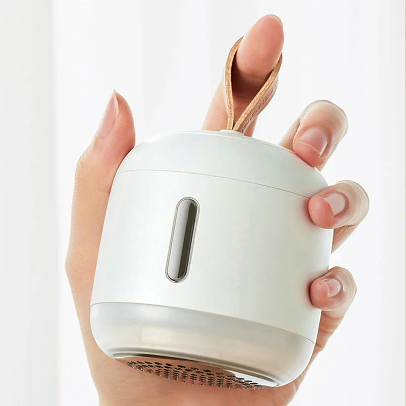 JISULIFE LR01 USB Charging Portable Lint Remover 1100 mAh Large Capacity Battery 7000-8000 Rpm Motor with Lamp Two Gears Adjust
JISULIFE LR01 USB Charging Portable Lint Remover 1100 mAh Large Capacity Battery 7000-8000 Rpm Motor with Lamp Two Gears Adjust