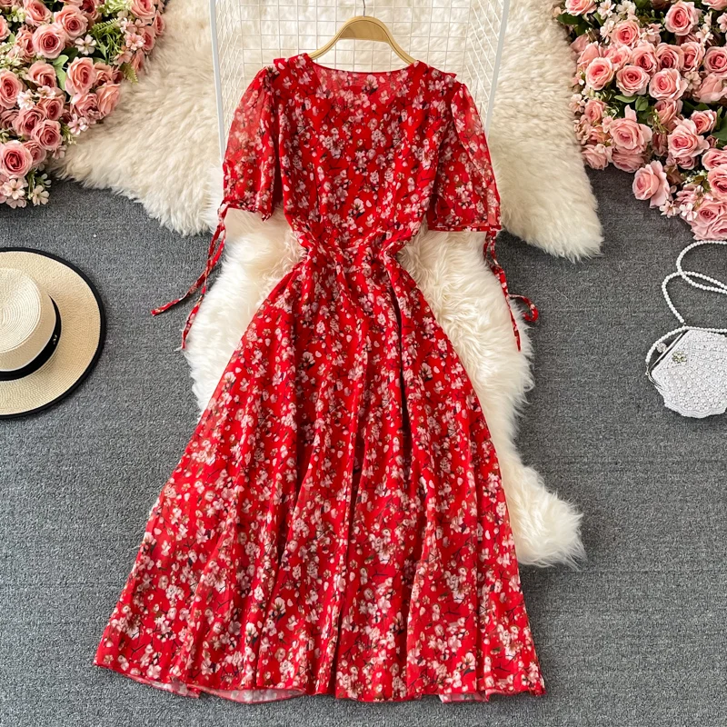2021 New Summer Fashion Women V-neck Short Sleeve Waist Slim Floral Dress Ladies Holiday Casual Midi Dress
2021 New Summer Fashion Women V-neck Short Sleeve Waist Slim Floral Dress Ladies Holiday Casual Midi Dress