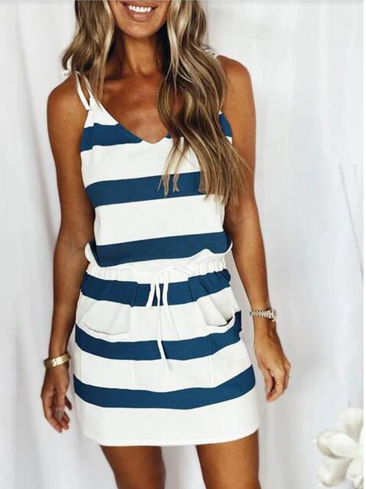 SONDR 2021 Fashion Stripe Dress Large Size Summer Dress Loose Sleeveless Dress Women's Comfortable Home Clothes
SONDR 2021 Fashion Stripe Dress Large Size Summer Dress Loose Sleeveless Dress Women's Comfortable Home Clothes