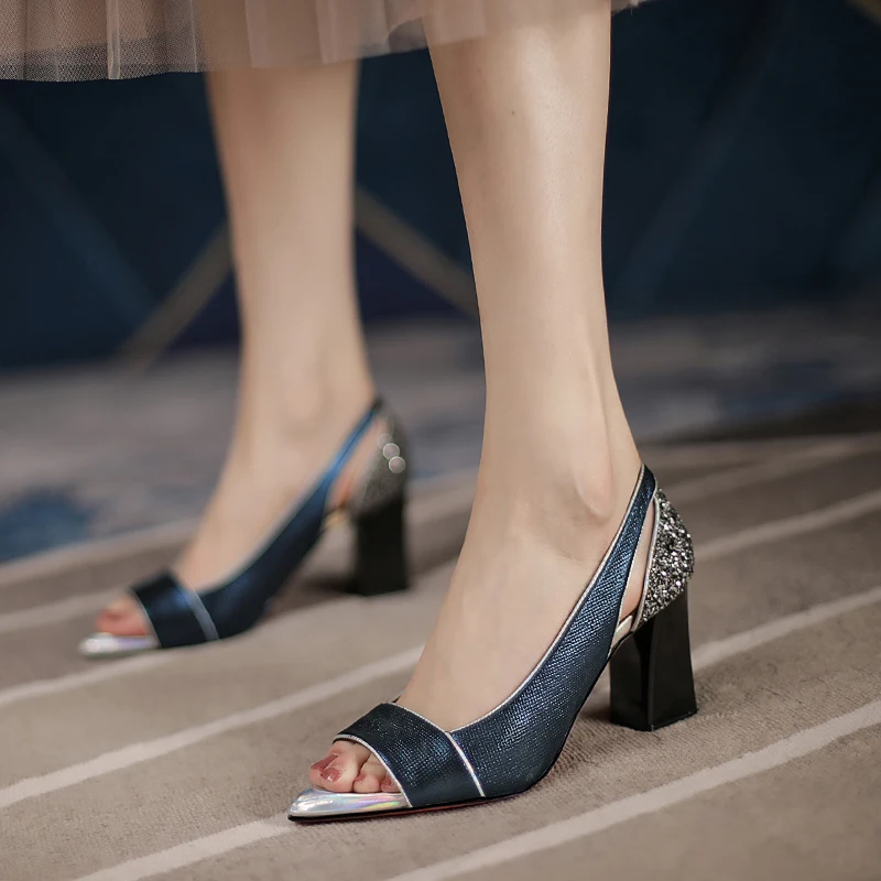 GD-time Bling Luxury Lady Sandals Zapatos Dama Women Fashion Pattern Blue 5cm High Heel Pumps for Party Lady Classic Offic
GD-time Bling Luxury Lady Sandals Zapatos Dama Women Fashion Pattern Blue 5cm High Heel Pumps for Party Lady Classic Offic