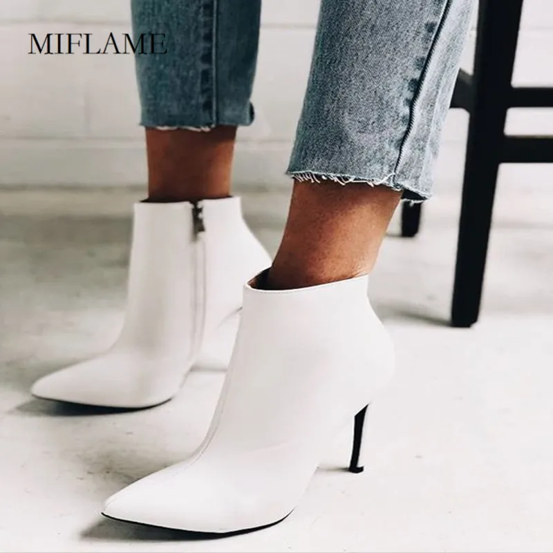 Women Autnmu 2020 New Daily Commuting Pointed Toe Side Zip Matte Leather Ankle Boots Thin High Heels Ladies Elegant Pumps Shoes
Women Autnmu 2020 New Daily Commuting Pointed Toe Side Zip Matte Leather Ankle Boots Thin High Heels Ladies Elegant Pumps Shoes