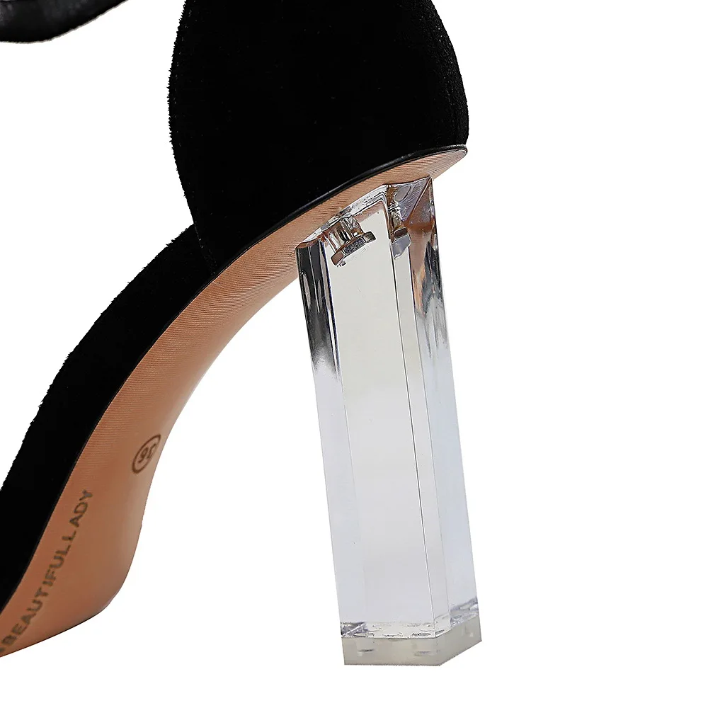 New Summer Black Crystal Sandals Square Heel 10cm Party Dress Shoes High Heels Open Toe Sexy Luxury Dance Shoes Transparent heel
New Summer Black Crystal Sandals Square Heel 10cm Party Dress Shoes High Heels Open Toe Sexy Luxury Dance Shoes Transparent heel