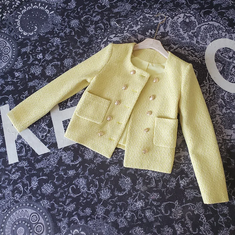 2021 New Product Avocado Yellow Green Color Women's Tweed Double Breasted Gold Button Round Neck Short Small Fragrance Jacket
2021 New Product Avocado Yellow Green Color Women's Tweed Double Breasted Gold Button Round Neck Short Small Fragrance Jacket