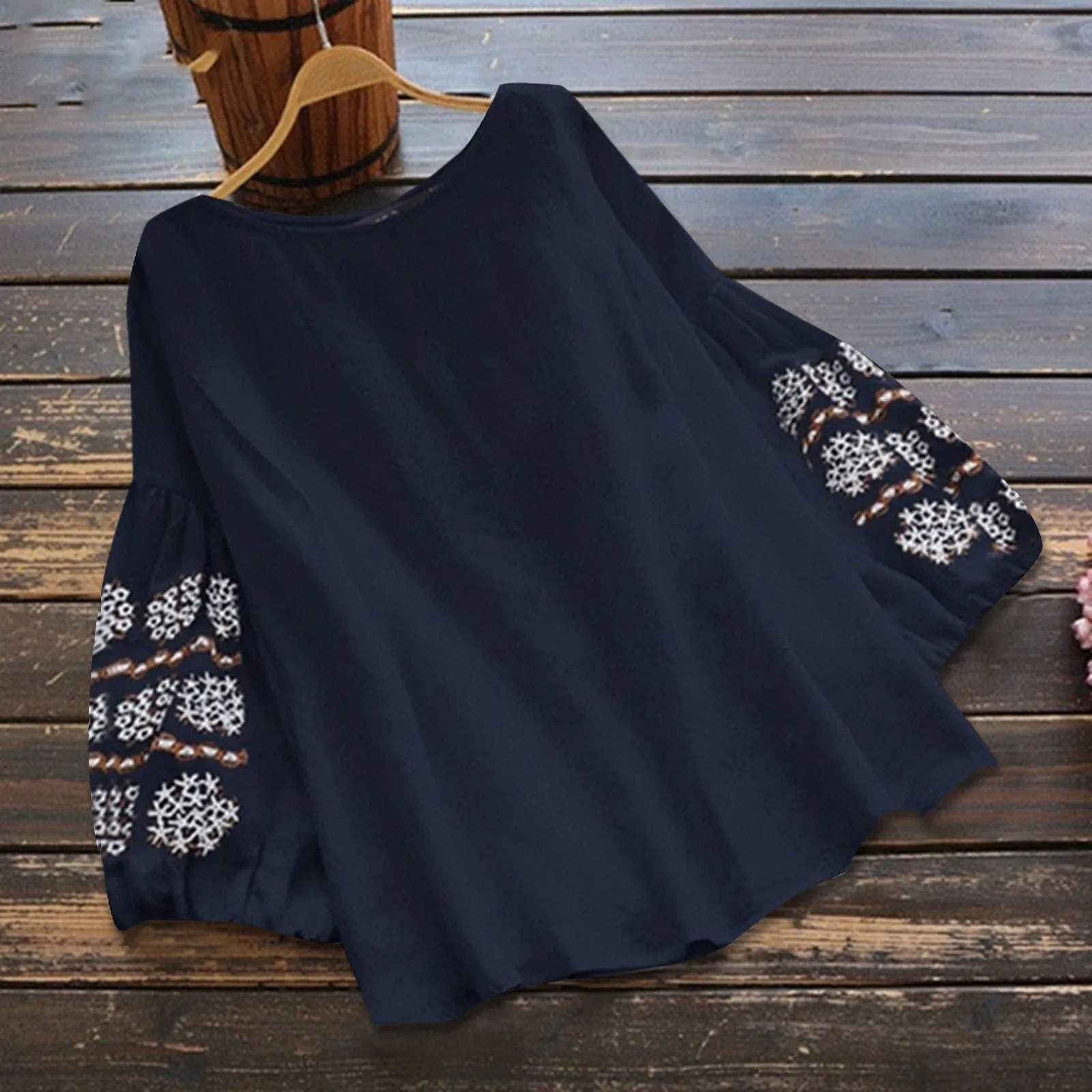 Snowflake Print Loose Cuffs Vintage Blouses Fashion Women Plus Size Asymmetric Hem Top Slit Beach Casual Blouse Shirt Top Mujer
Snowflake Print Loose Cuffs Vintage Blouses Fashion Women Plus Size Asymmetric Hem Top Slit Beach Casual Blouse Shirt Top Mujer
