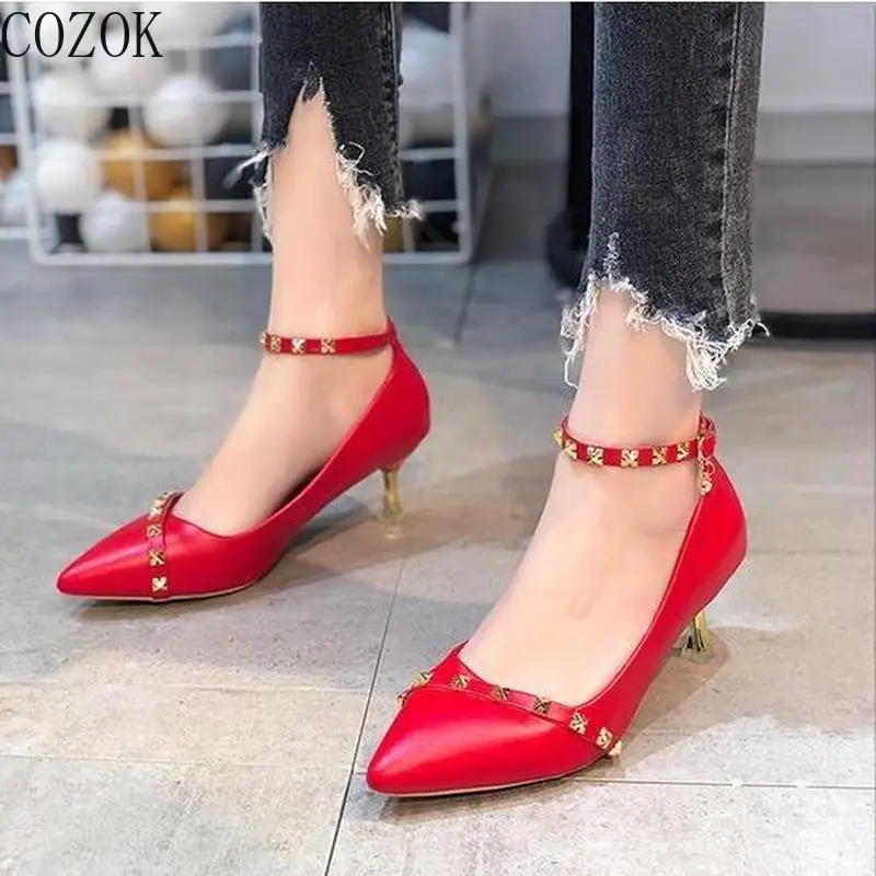 LLOGAI Women's Shoes Rivets Sandals Female Summer Thick with Fine with High-heeled Shoes Pointed Stiletto Sexy Nightclub Word
LLOGAI Women's Shoes Rivets Sandals Female Summer Thick with Fine with High-heeled Shoes Pointed Stiletto Sexy Nightclub Word