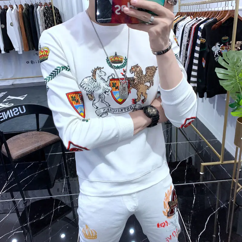 2021 trend heavy industry embroidery sequined short-sleeved T-shirt men's slim half-sleeved shirt net red top summer dress 
2021 trend heavy industry embroidery sequined short-sleeved T-shirt men's slim half-sleeved shirt net red top summer dress