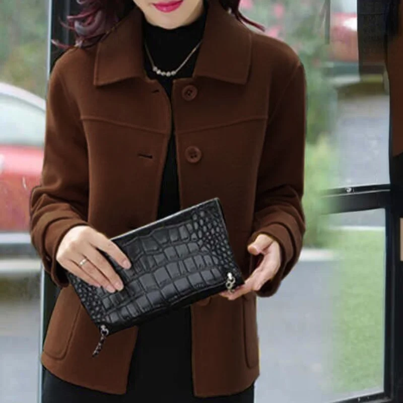 Women's Woolen Coat Korean Fashion Office Lady Short Wool Coat Women Autumn Winter Jackets Casual Single Breasted Loose Coats
Women's Woolen Coat Korean Fashion Office Lady Short Wool Coat Women Autumn Winter Jackets Casual Single Breasted Loose Coats