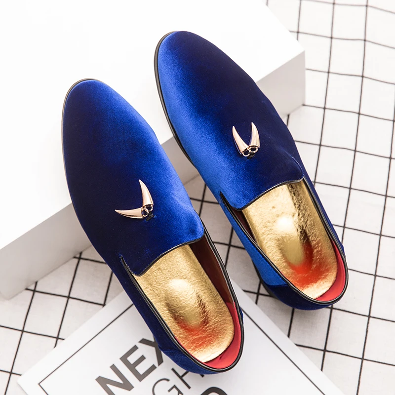 Fashion Party and Wedding Handmade Men Loafers Men Velvet Shoes Leaves and Gold Buckle Men Dress Shoe Men's Suit banquet shoes
Fashion Party and Wedding Handmade Men Loafers Men Velvet Shoes Leaves and Gold Buckle Men Dress Shoe Men's Suit banquet shoes