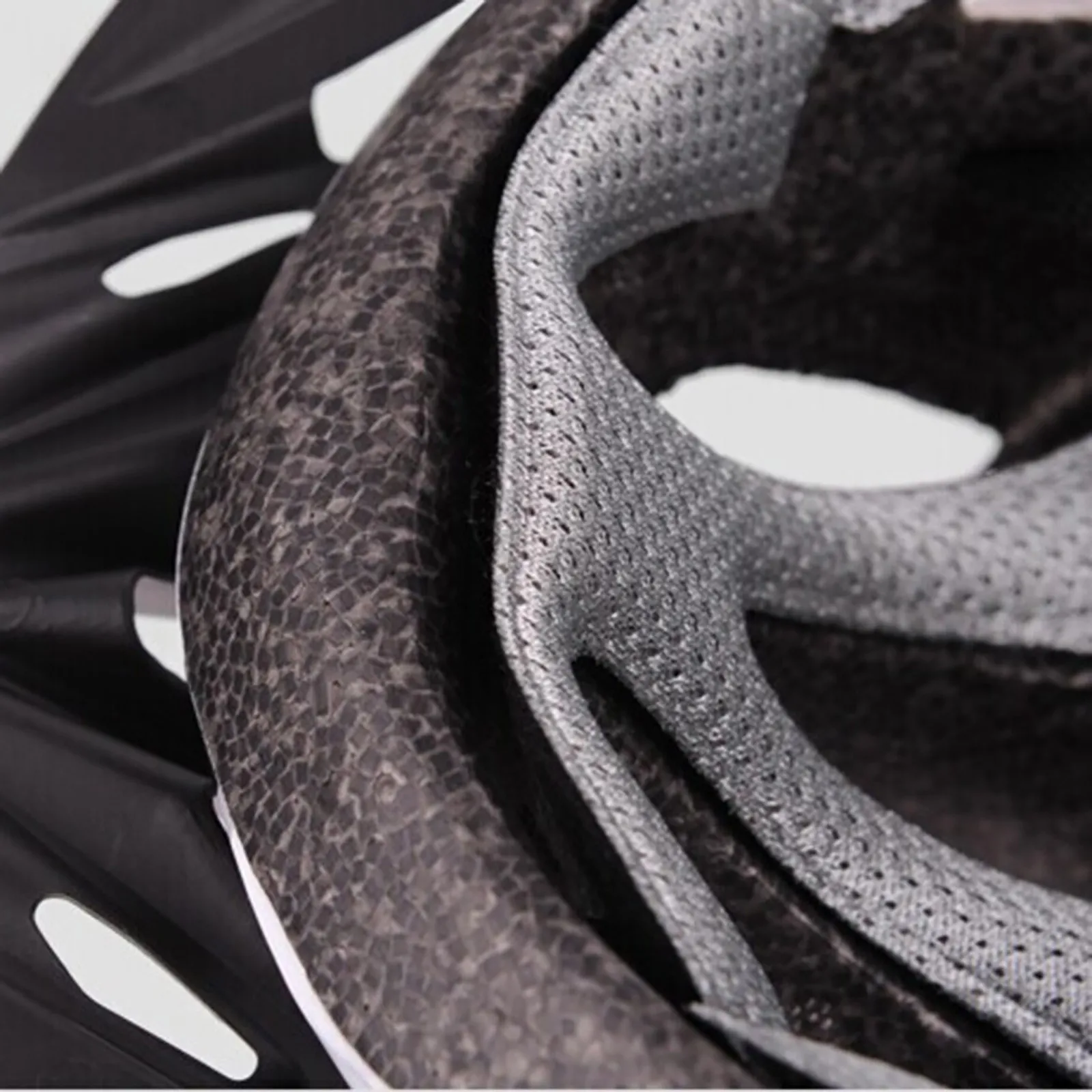 Unisex Bicycle Helmet MTB Road Cycling Mountain Bike Sports Safety Helmet Universal Outdoor Sports MTB Road Bike Bicycle Helmets
Unisex Bicycle Helmet MTB Road Cycling Mountain Bike Sports Safety Helmet Universal Outdoor Sports MTB Road Bike Bicycle Helmets