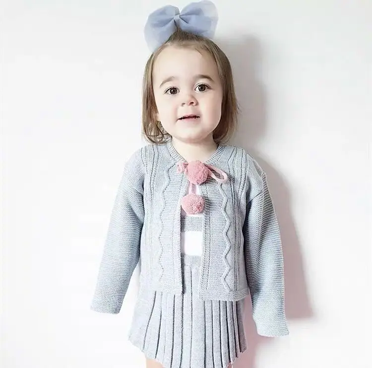 Long sleeve children's Cotton Sweater Top + belt pleated knitted dress two piece set 
Long sleeve children's Cotton Sweater Top + belt pleated knitted dress two piece set