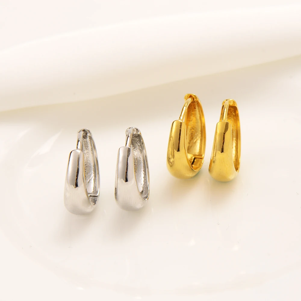 Fashion Metal Gold Sliver Color Classic Smooth Circle Hoop Earrings For Women Retro African Wedding Party Jewelry
Fashion Metal Gold Sliver Color Classic Smooth Circle Hoop Earrings For Women Retro African Wedding Party Jewelry