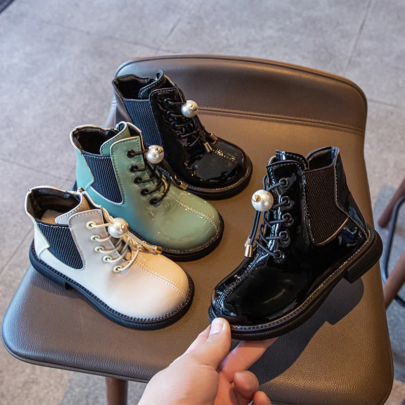 2022 New Girls' Martin Boots Autumn Winter Single Boots Korean Children's Boots Baby Leather Boots Kids Shoes for Girl
2022 New Girls' Martin Boots Autumn Winter Single Boots Korean Children's Boots Baby Leather Boots Kids Shoes for Girl