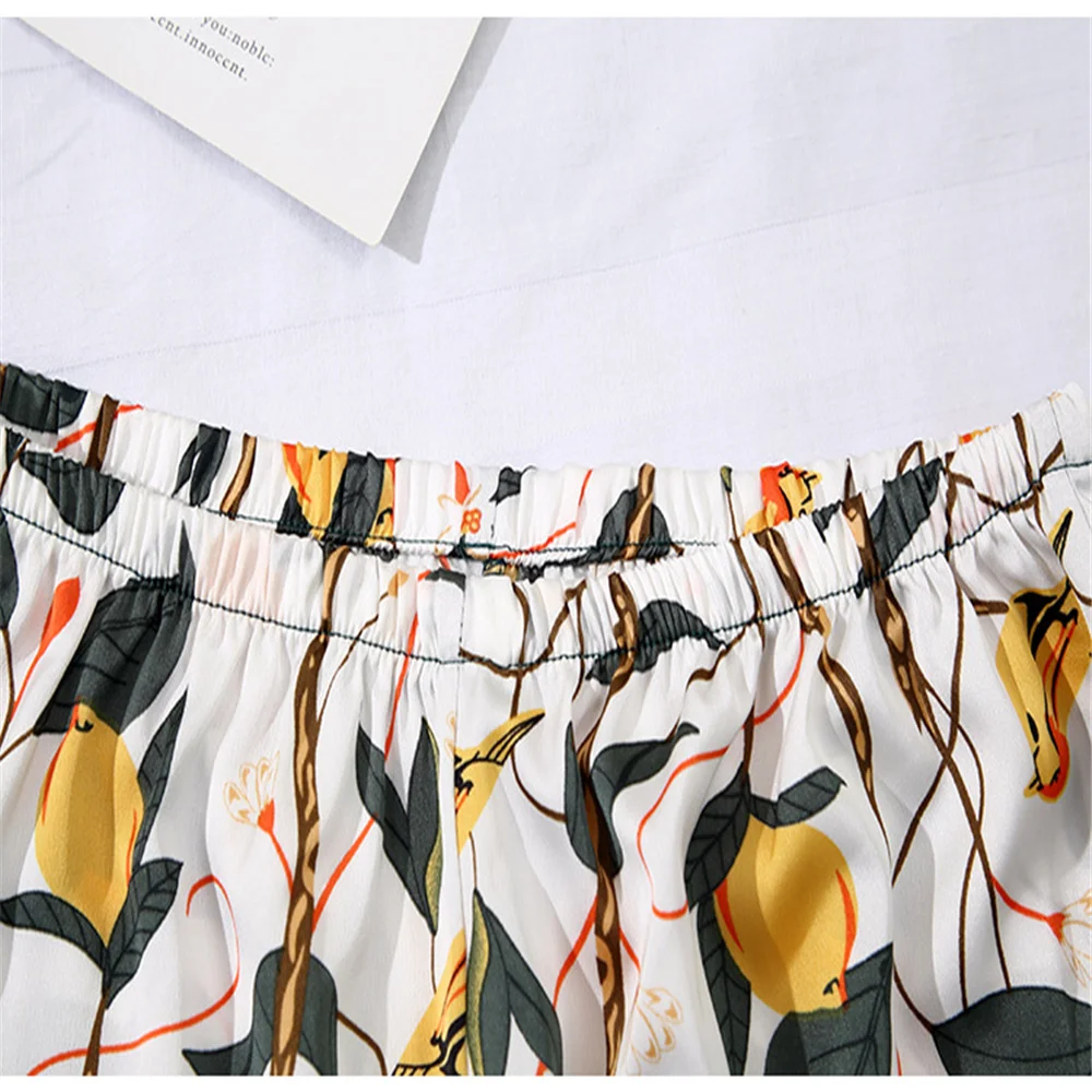 DAILOU Sexy Print Sleepwear Suit Summer V Neck Sleeveless Sexy Pyjamas Women Two Piece Emulation Silk Pajamas Set with Chest Pad
DAILOU Sexy Print Sleepwear Suit Summer V Neck Sleeveless Sexy Pyjamas Women Two Piece Emulation Silk Pajamas Set with Chest Pad