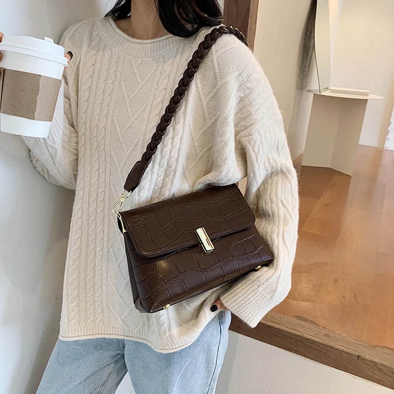 

Qiu Dong Small Bags Handbag 2020 New Tide Restoring Ancient Ways Is Fashionable Joker Ins Inclined bag, Single Shoulder Package