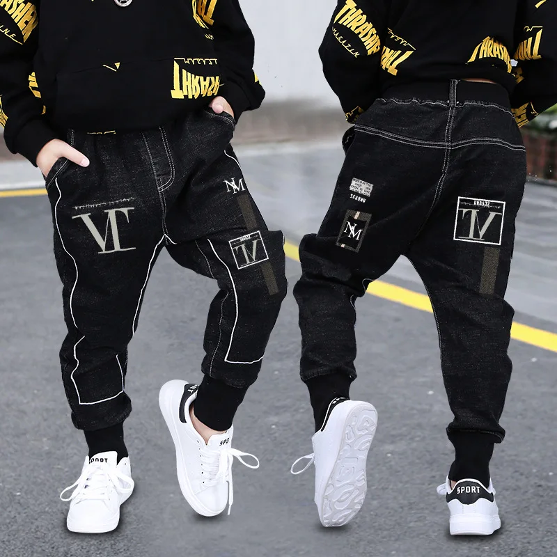 Джинсовые брюки для мальчиков, на возраст 6-10 лет
Джинсовые брюки для мальчиков, на возраст 6-10 лет