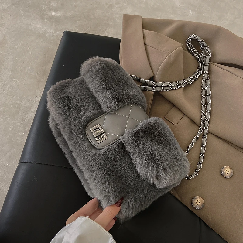 Soft Faux Fur Crossbody Brand Bag for Women 2022 Winter Hit Small Plush Shoulder Bags Female Handbags and Purses Luxury Designer
Soft Faux Fur Crossbody Brand Bag for Women 2022 Winter Hit Small Plush Shoulder Bags Female Handbags and Purses Luxury Designer