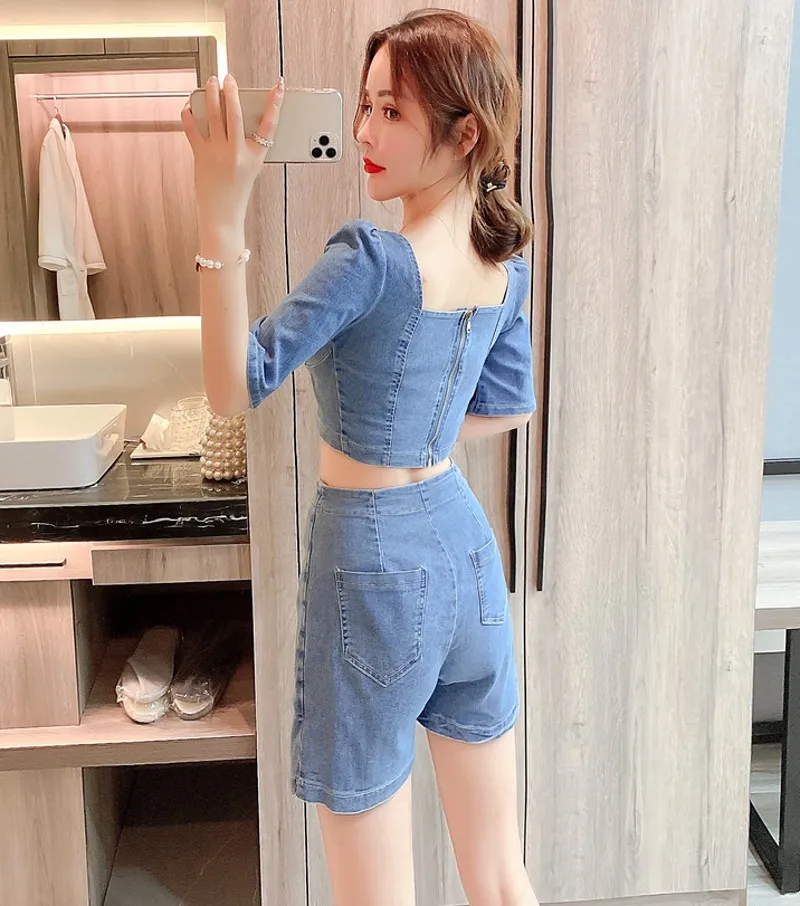 2021 summer Women Single-breasted short-sleeved square-neck denim tops+Skirts Sets Denim Skirt Suits
2021 summer Women Single-breasted short-sleeved square-neck denim tops+Skirts Sets Denim Skirt Suits