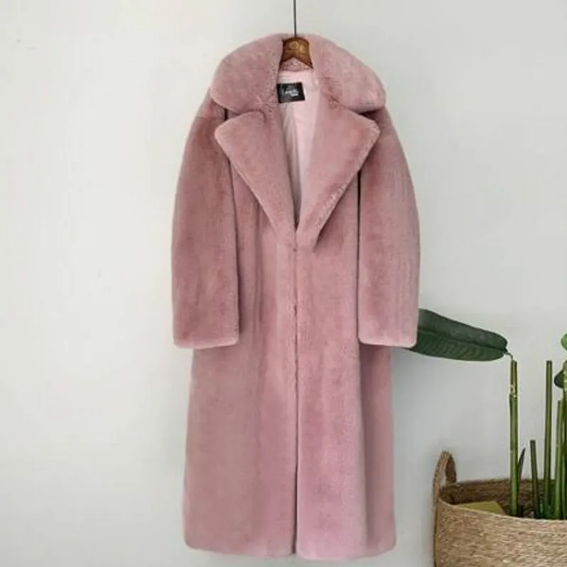 2023 New Women Winter Warm Faux Fur Coat Thick Women Long Coat Turn Down Collar Women Warm Coat Casaco Feminino
2023 New Women Winter Warm Faux Fur Coat Thick Women Long Coat Turn Down Collar Women Warm Coat Casaco Feminino