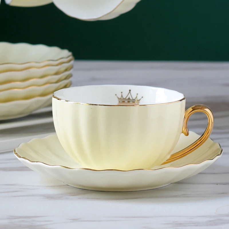 Luxury Ceramic Coffee Cup Set Porcelain European Reusable Cute Eco Friendly Travel Cup and Saucer Travel Tazas Drinkware 50
Luxury Ceramic Coffee Cup Set Porcelain European Reusable Cute Eco Friendly Travel Cup and Saucer Travel Tazas Drinkware 50