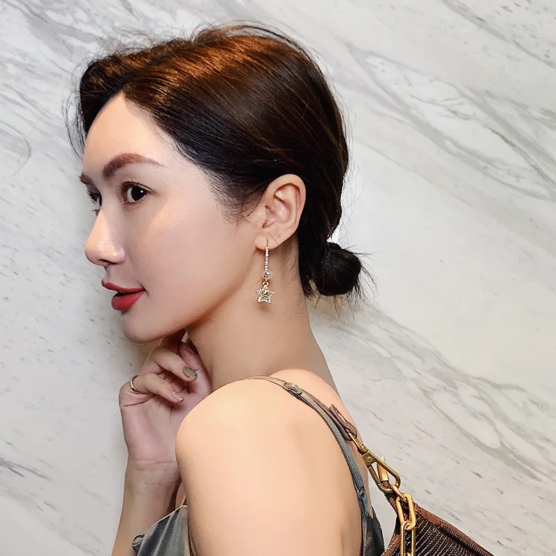 Fashion Pearl and Zircon Drop Earrings for Women The Stars Shape Net Red Dangle Earring Party Jewelry Friendship Gifts Trend
Fashion Pearl and Zircon Drop Earrings for Women The Stars Shape Net Red Dangle Earring Party Jewelry Friendship Gifts Trend
