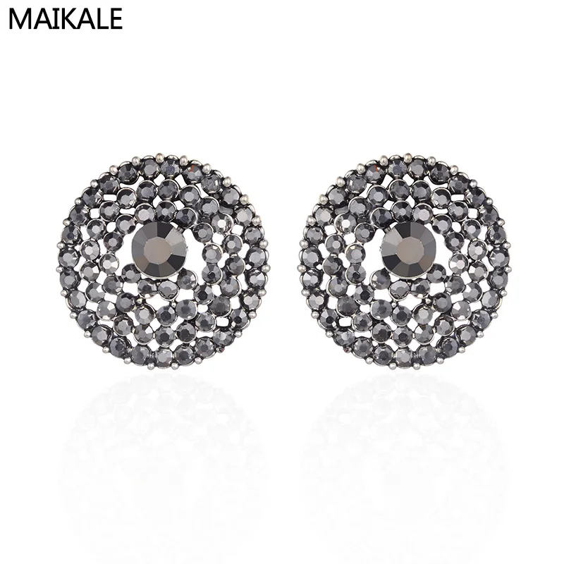 MAIKALE Vintage Earrings Round Stud Earrings Metal Exaggerated Black White Rhinestone Earrings For Women To Send Friend Gift
MAIKALE Vintage Earrings Round Stud Earrings Metal Exaggerated Black White Rhinestone Earrings For Women To Send Friend Gift
