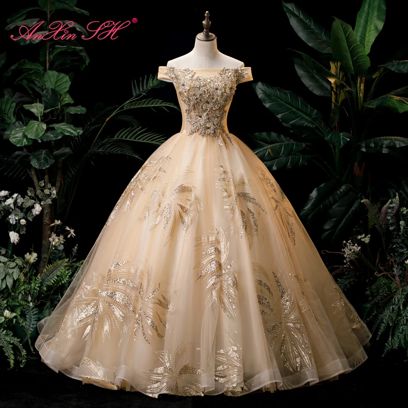 AnXin SH vintage princess golden lace sparkly flower boat neck ball gown bride lace up stage host party evening dress
AnXin SH vintage princess golden lace sparkly flower boat neck ball gown bride lace up stage host party evening dress