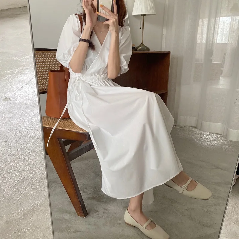 Women Summer Sexy V Neck White Long Wrap Dress Slim High Waist Vintage Puff Sleeve Bandage Sundress French Style
Women Summer Sexy V Neck White Long Wrap Dress Slim High Waist Vintage Puff Sleeve Bandage Sundress French Style