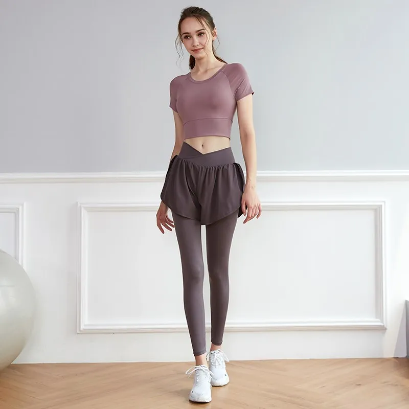 2PCS Women Yoga Set Fitness Clothing High Waist Leggings Sports Suits Gym Set Female Sportswear Short Sleeve Workout Clothes 
2PCS Women Yoga Set Fitness Clothing High Waist Leggings Sports Suits Gym Set Female Sportswear Short Sleeve Workout Clothes