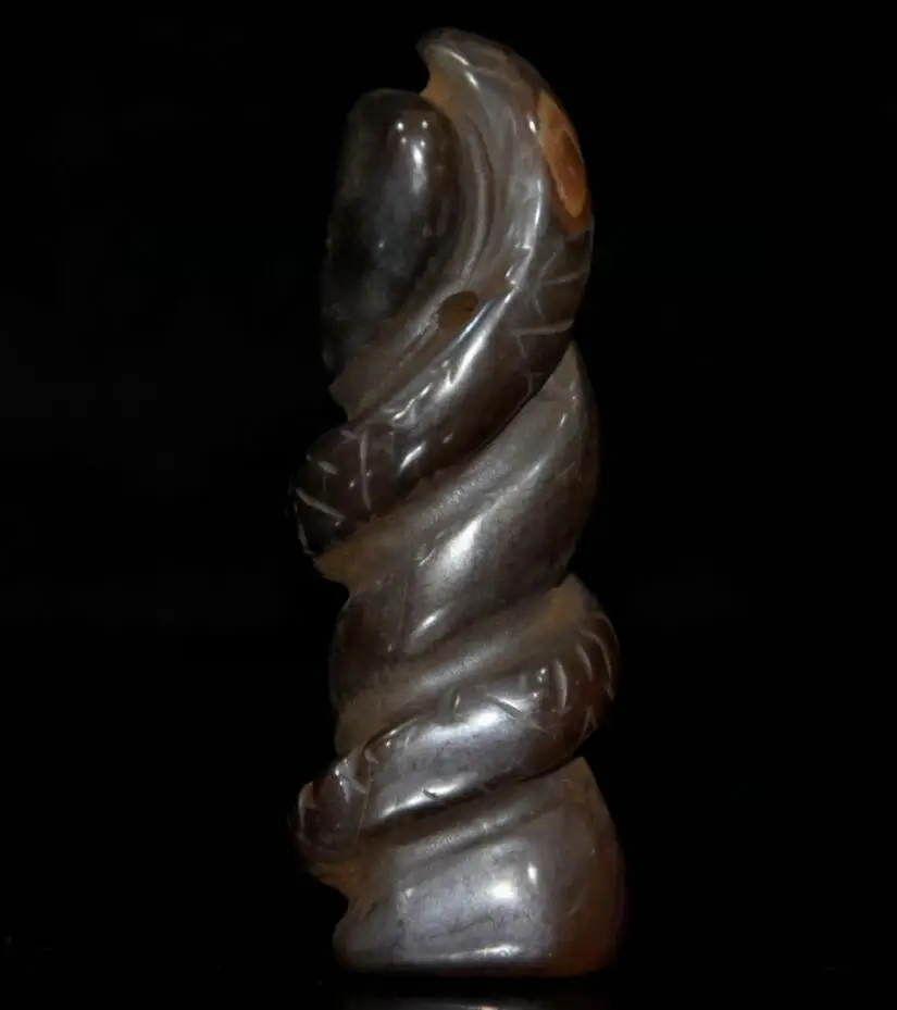

Hongshan culture Old agate archaize snake small crafts statue