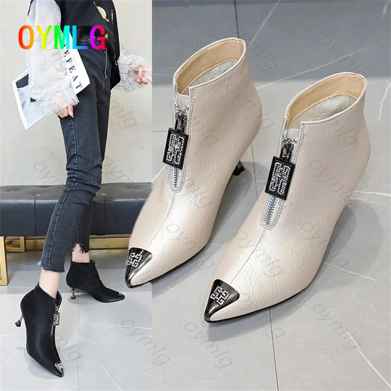 Короткие ботинки, женские осенние ботинки, новинка 2021, туфли на шпильке, с металлическим каблуком, с котятами, ботинки мартинсы, женская обув... 
Короткие ботинки, женские осенние ботинки, новинка 2021, туфли на шпильке, с металлическим каблуком, с котятами, ботинки мартинсы, женская обув...