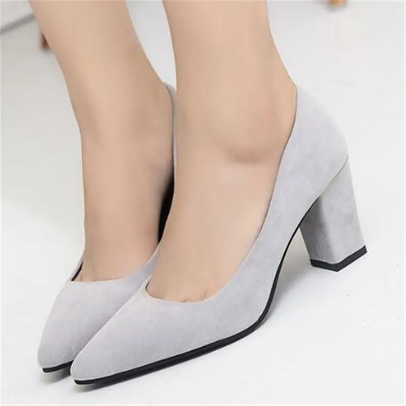 2020 autumn Female sandals pointed lady sexy high heels black with thick with wild single women shoes Sandalias femeninas s070-1
2020 autumn Female sandals pointed lady sexy high heels black with thick with wild single women shoes Sandalias femeninas s070-1