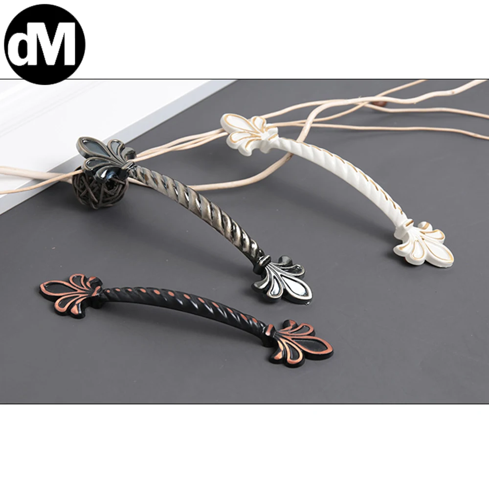 DM 10pcs/Set Modern Aluminum Alloy Door Handle Kitchen Wardrobe Pulls Drawer Cabinet Knobs Furniture Hardware Fitting Kits 2021
DM 10pcs/Set Modern Aluminum Alloy Door Handle Kitchen Wardrobe Pulls Drawer Cabinet Knobs Furniture Hardware Fitting Kits 2021