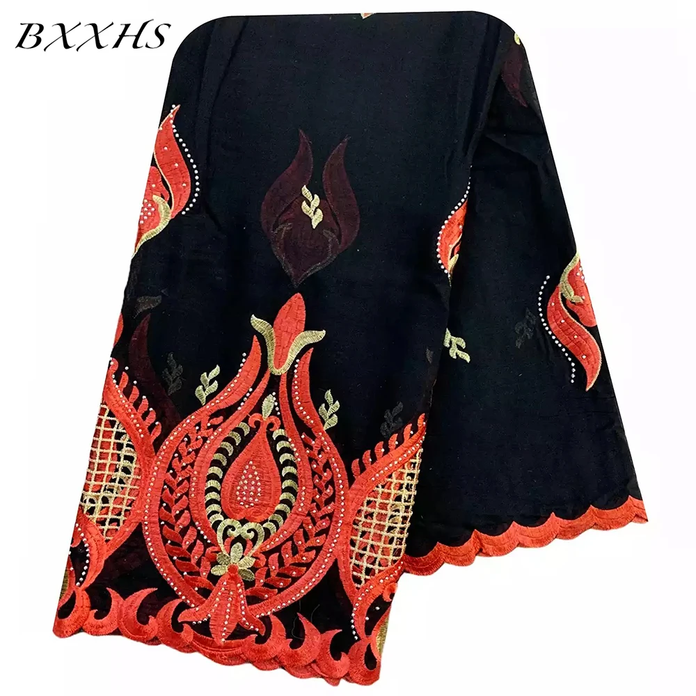 2021High Quality African Women Scarf Dubai Cotton Reddish Black Scarf Islamic Hijab Embroider with Stones Big Turban for Shawls
2021High Quality African Women Scarf Dubai Cotton Reddish Black Scarf Islamic Hijab Embroider with Stones Big Turban for Shawls